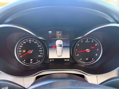 Used 2019 Mercedes-Benz GLC 300 4MATIC w/ Multimedia Package image 19