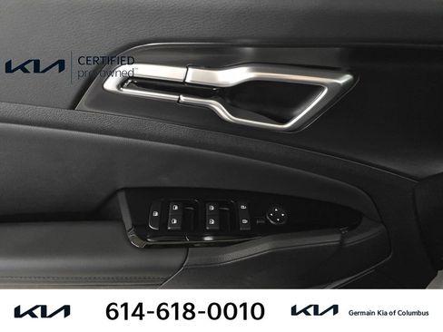 Certified 2025 Kia Sportage EX image 26