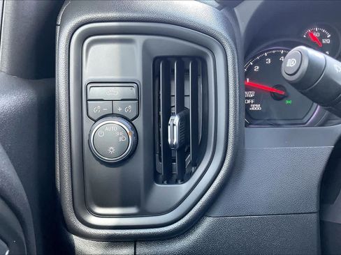 Used 2026 Chevrolet Silverado 1500 Custom RWD image 33