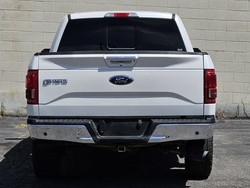 Used 2017 Ford F150 Lariat w/ Equipment Group 502A Luxury AWD/4WD image 4