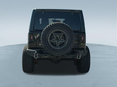 Used 2018 Jeep Wrangler Unlimited Sport S AWD/4WD image 8