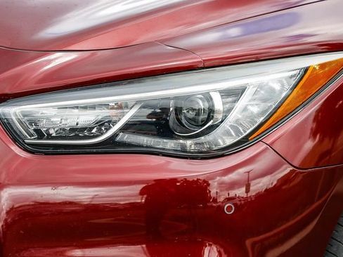 Used 2019 INFINITI QX60 Luxe w/ Essential Package AWD/4WD image 8