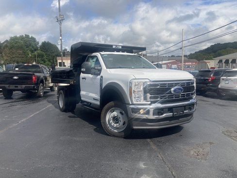 New 2026 Ford F550 4x4 Regular Cab Super Duty image 2