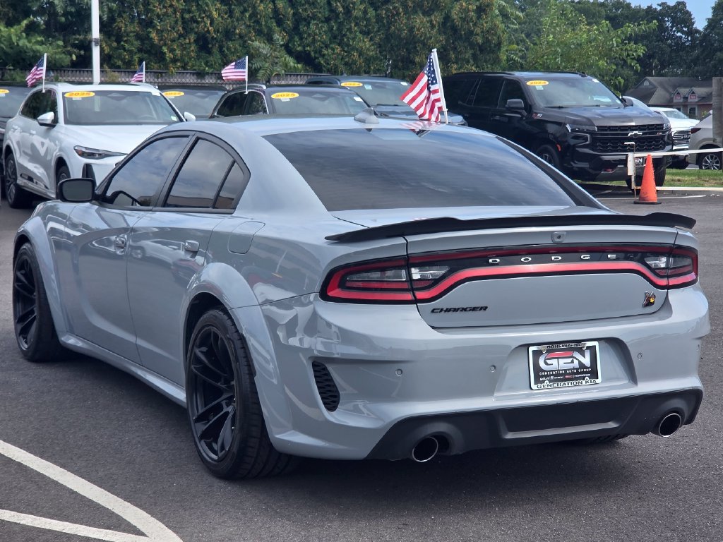 Used 2022 Dodge Charger Scat Pack RWD image 6
