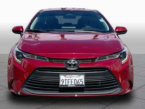 Certified 2025 Toyota Corolla LE FWD image 3