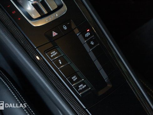 Used 2018 Porsche 911 GT3 RWD image 31