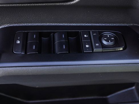 Certified 2025 Toyota Tacoma Limited image 20