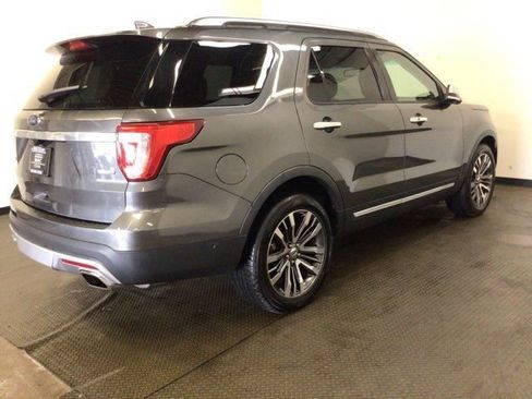 Used 2016 Ford Explorer Platinum image 6