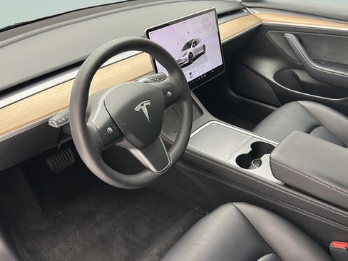 Used 2023 Tesla Model 3 Standard Range RWD image 11