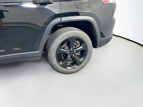 Used 2023 Jeep Grand Cherokee Altitude AWD/4WD image 29