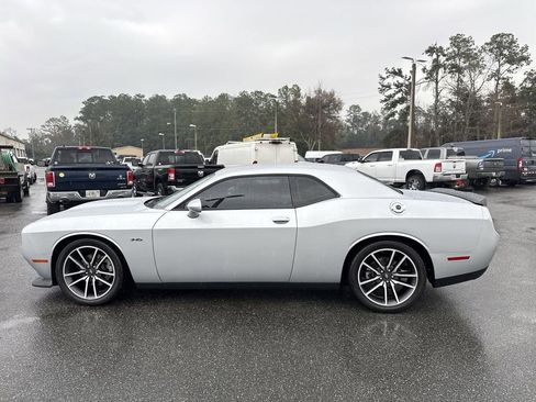 Used 2023 Dodge Challenger R/T image 6