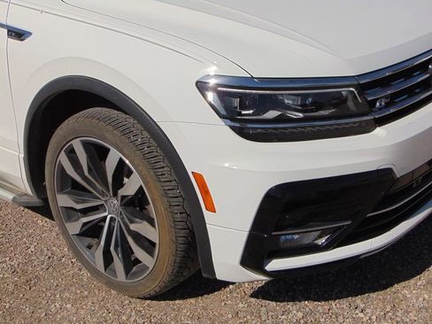 Used 2019 Volkswagen Tiguan SEL Premium R-Line AWD/4WD image 2
