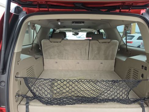 Used 2015 Chevrolet Suburban LTZ AWD/4WD image 23