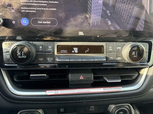 Used 2025 Toyota Grand Highlander Platinum image 16