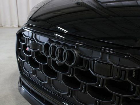 New 2026 Audi SQ8 Prestige image 33