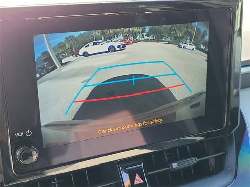 Used 2024 Toyota Corolla SE image 25