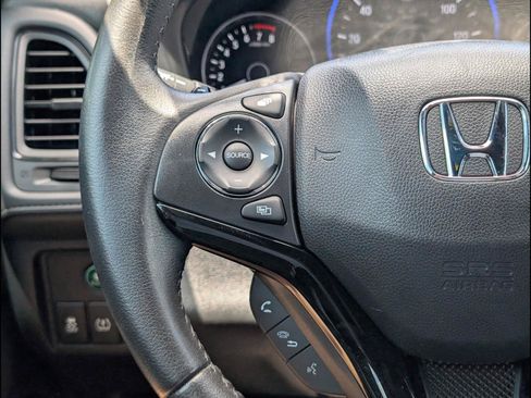 Certified 2021 Honda HR-V Sport image 16
