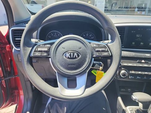 Used 2021 Kia Sportage LX AWD/4WD image 18