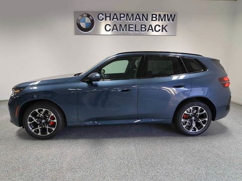 Used 2026 BMW X3 xDrive30i w/ Premium Package AWD/4WD image 3