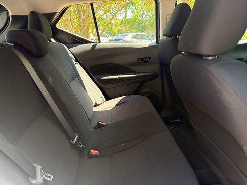 Used 2025 Nissan Kicks Play S FWD image 9