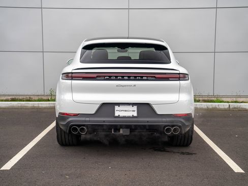 New 2026 Porsche Cayenne S AWD/4WD image 7