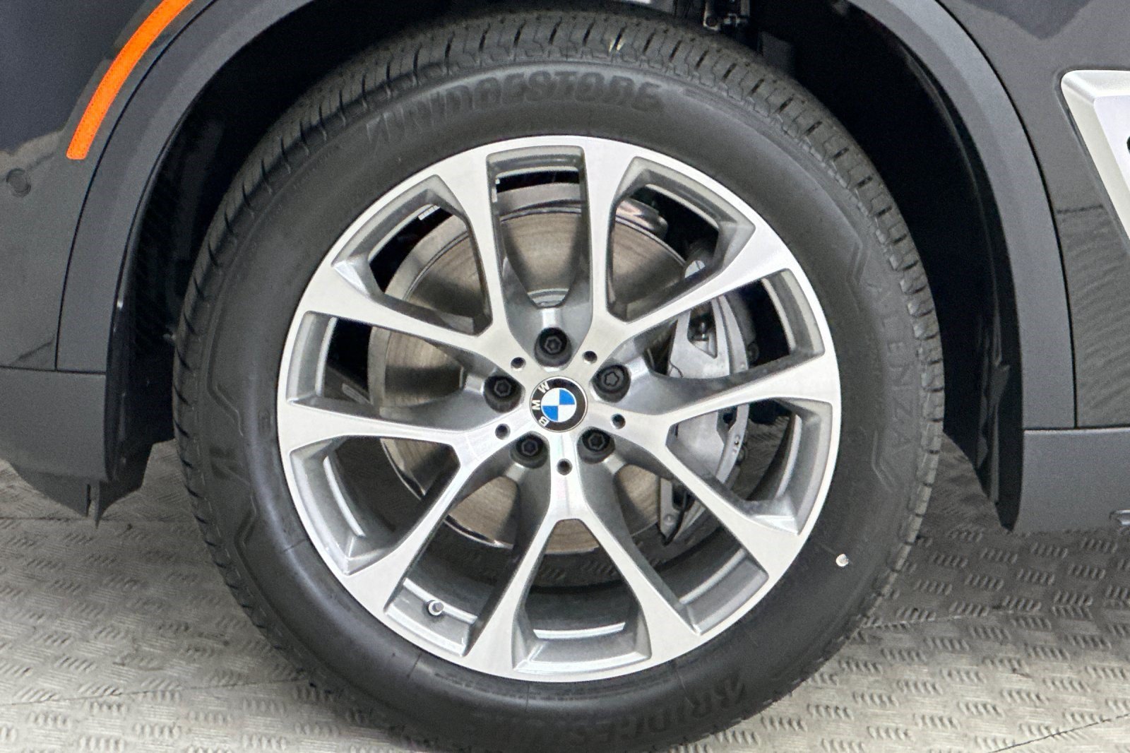 New 2026 BMW X5 xDrive40i AWD/4WD image 12