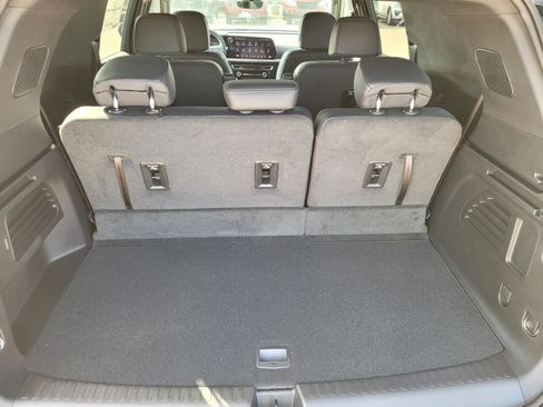 New 2026 Chevrolet Traverse LT w/ Driver Confidence Package FWD image 7