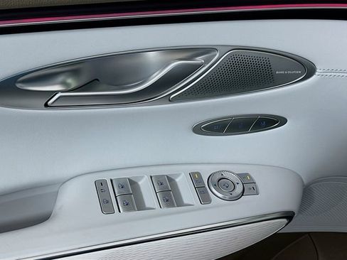 New 2026 Genesis GV70 2.5T Advanced AWD/4WD image 20