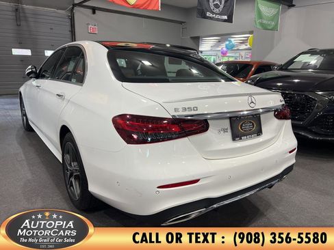 Used 2022 Mercedes-Benz E 350 4MATIC Sedan image 5