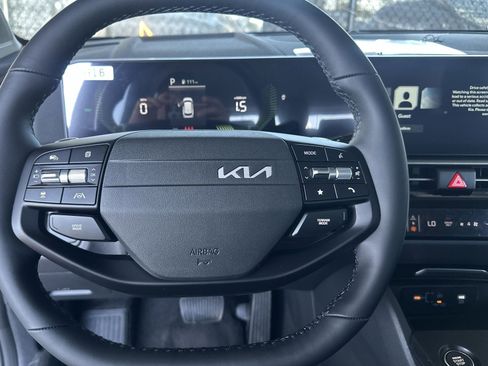New 2026 Kia Sportage S AWD/4WD image 23