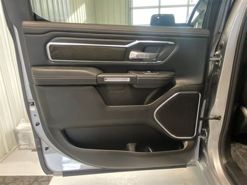 Used 2024 RAM 1500 Laramie image 13