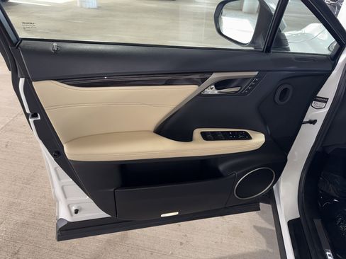 Used 2021 Lexus RX 450h AWD w/ Luxury Package image 18