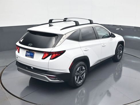 Certified 2025 Hyundai Tucson SEL FWD image 17
