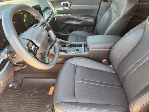 New 2026 Kia Sorento S w/ S Panoramic Sunroof Package image 9