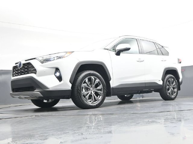 Used 2024 Toyota RAV4 Limited AWD/4WD image 37