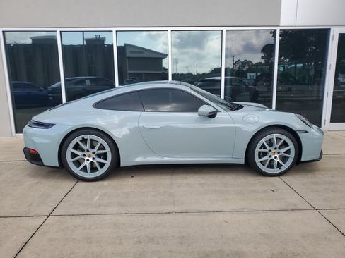 Used 2026 Porsche 911 Carrera GTS RWD image 11