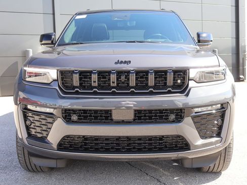 New 2026 Jeep Grand Cherokee L Summit AWD/4WD image 7