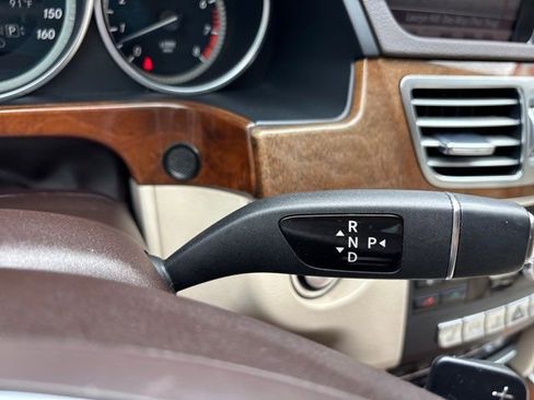 Used 2014 Mercedes-Benz E 350 Sedan image 46