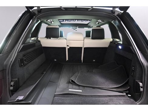 Used 2019 Land Rover Range Rover Long Wheelbase Supercharged AWD/4WD image 16
