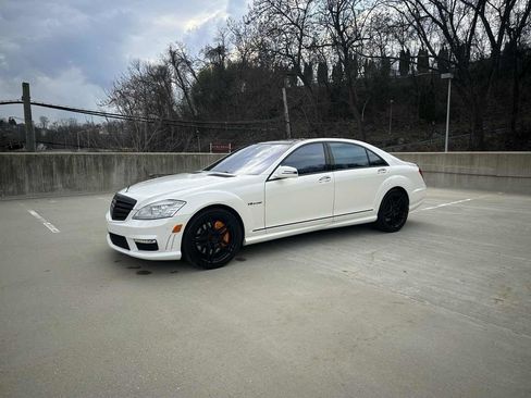 Used 2013 Mercedes-Benz S 63 AMG image 9