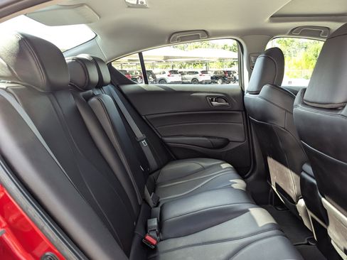 Used 2020 Acura ILX image 22