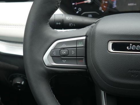 Used 2024 Jeep Compass Limited AWD/4WD image 16