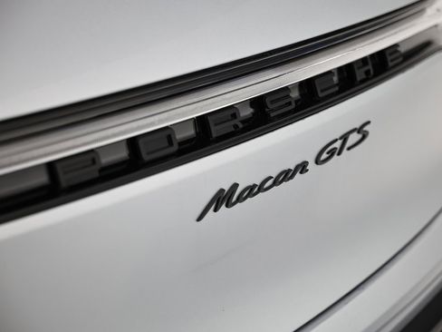 New 2026 Porsche Macan GTS image 13