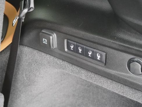 Used 2026 Jeep Grand Cherokee L Summit w/ Advanced Protech Group IV AWD/4WD image 11
