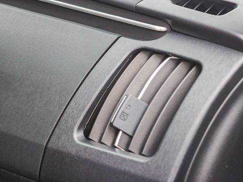 Used 2015 Toyota Prius Four image 38