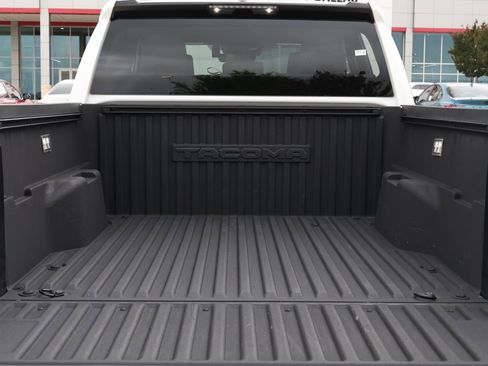 Used 2025 Toyota Tacoma SR5 RWD image 34