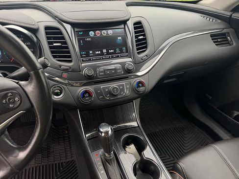 Used 2018 Chevrolet Impala Premier w/ Premier Confidence Package FWD image 28