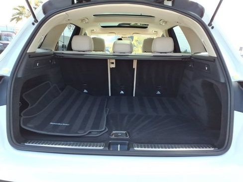 Used 2018 Mercedes-Benz GLC 300 image 23