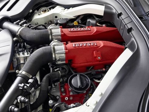 Certified 2024 Ferrari Roma Spider RWD image 62