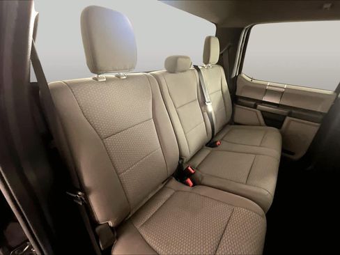 Used 2021 Ford F250 XLT w/ XLT Premium Package AWD/4WD image 19